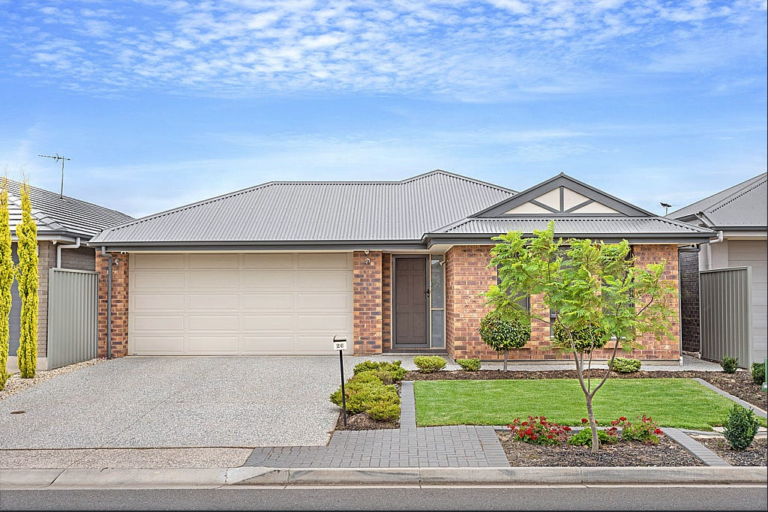 26 Sunrise Dr, Woodcroft  SA  5162